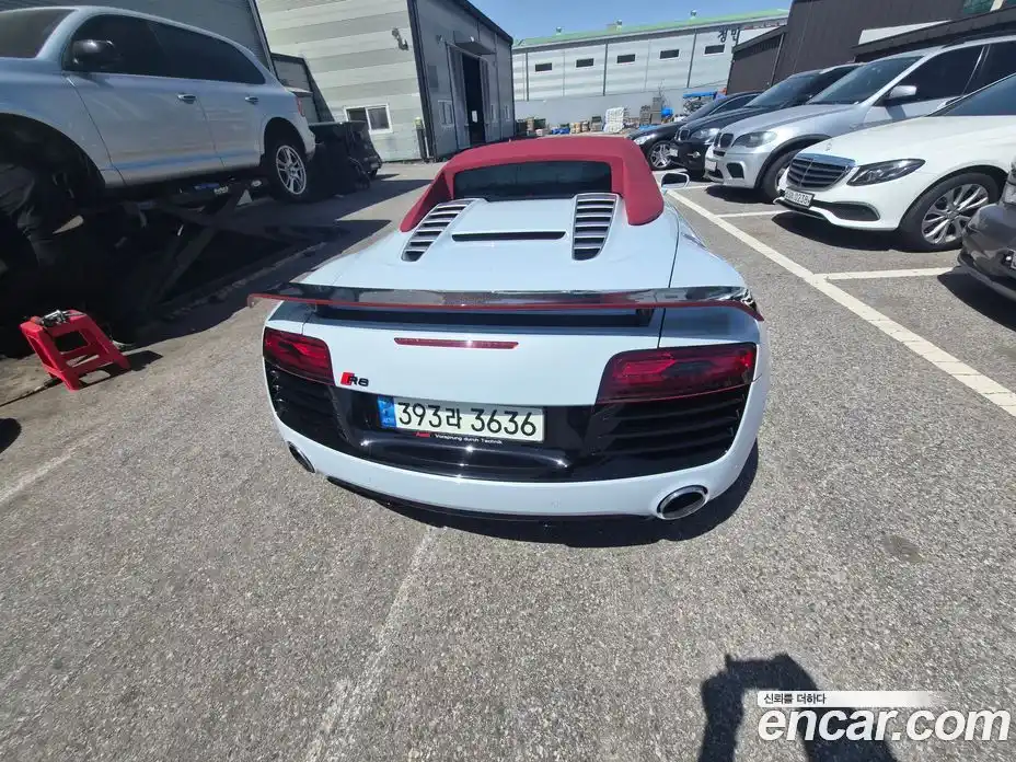 Audi R8 2014 5.2 гидро в Москве № 1690989, фото 4