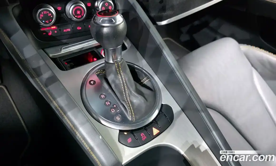 Audi TTS 2014 2.0 гидро в Москве № 1691025, фото 9