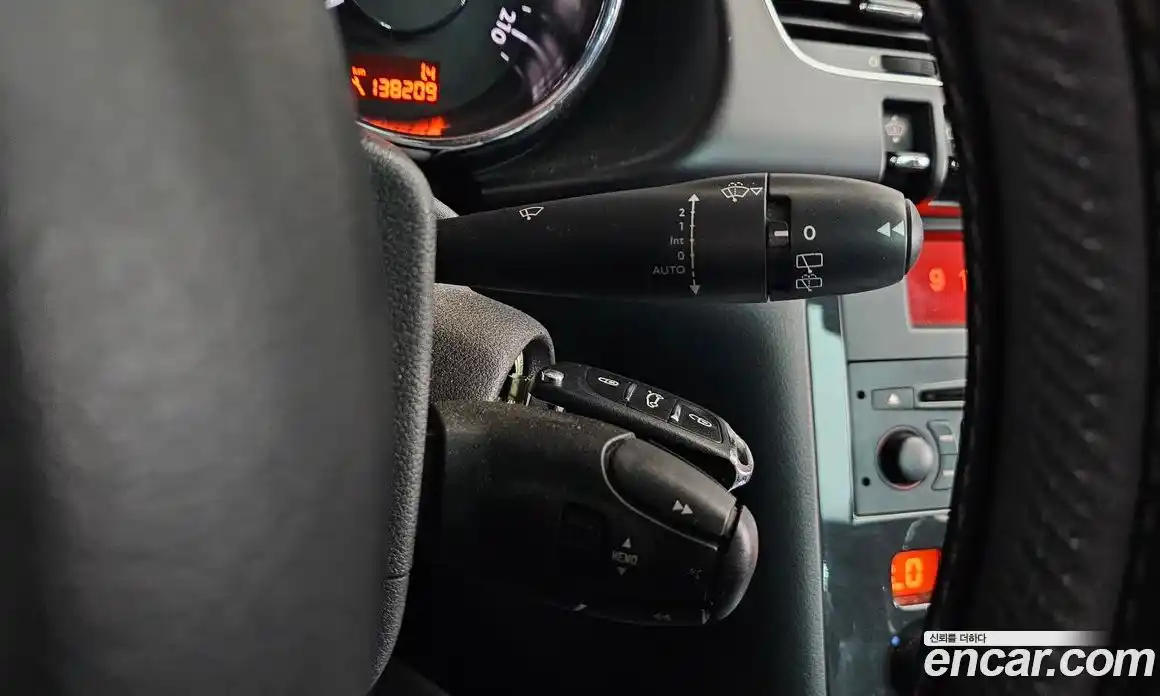 Peugeot 3008 2015 2.0 гидро в Москве № 1691050, фото 15