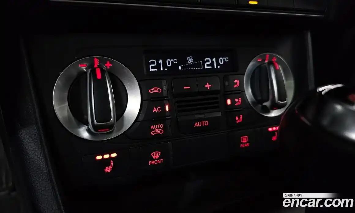 Audi Q3 2013 2.0 гидро в Москве № 1691214, фото 17