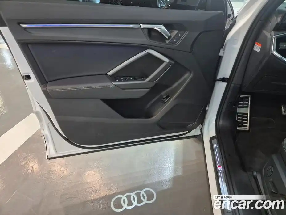 Audi Q3 2020 2.0 гидро в Москве № 1691357, фото 13