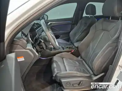 Audi Q3 2020 2.0 гидро в Москве № 1691357, миниатюра 10
