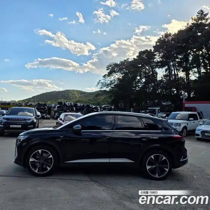 Audi Q4 e-tron 2022 0.2 гидро в Москве № 1691374, фото 3