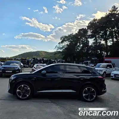 Audi Q4 e-tron 2022 0.2 гидро в Москве № 1691374, миниатюра 3