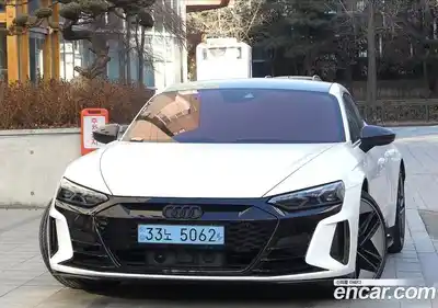 Audi RS e-tron GT, 2022