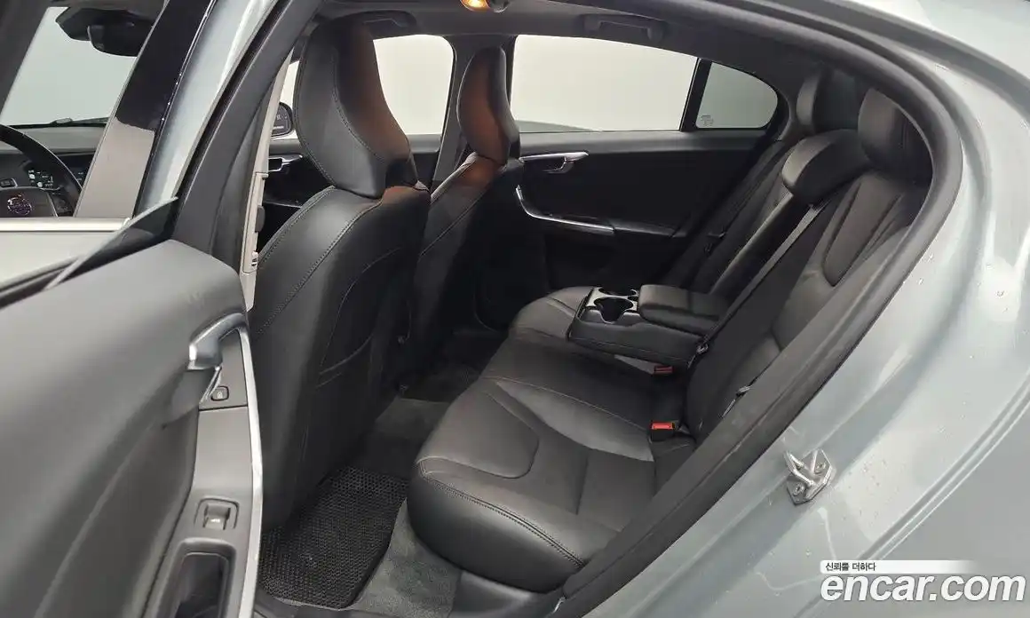 Volvo S60 2016 2.0 гидро в Москве № 1691512, фото 12