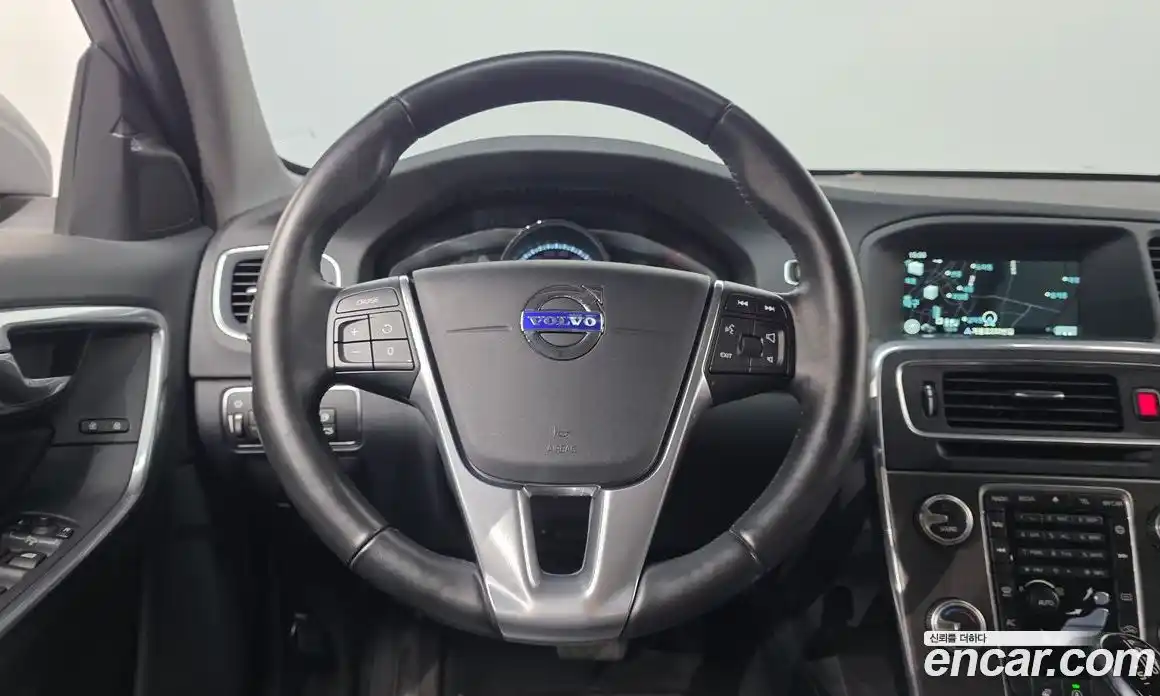 Volvo S60 2016 2.0 гидро в Москве № 1691512, фото 16