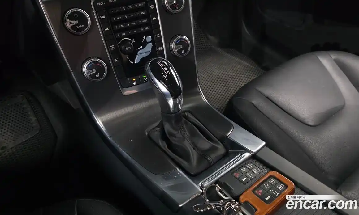 Volvo S60 2016 2.0 гидро в Москве № 1691512, фото 9