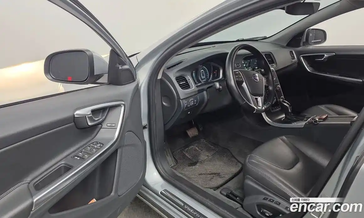 Volvo S60 2016 2.0 гидро в Москве № 1691512, фото 10
