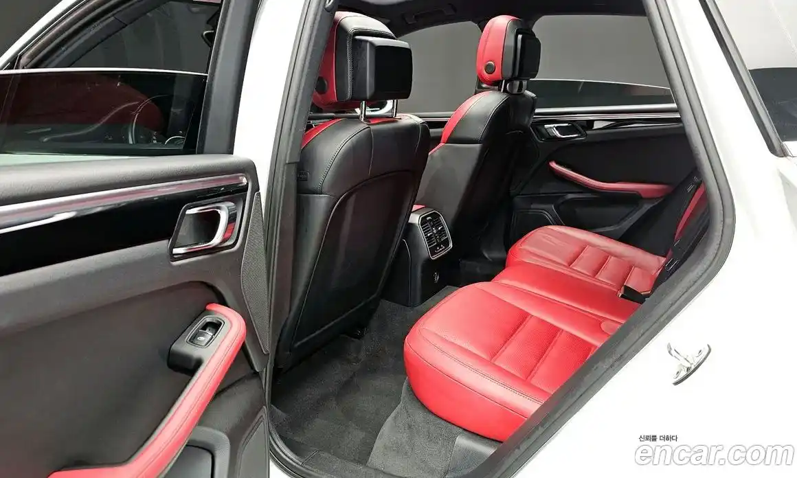 Porsche Macan 2016 3.0 гидро в Москве № 1691771, фото 11