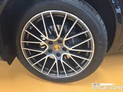 Porsche Cayenne 2020 3.0 гидро в Москве № 1691835, миниатюра 6