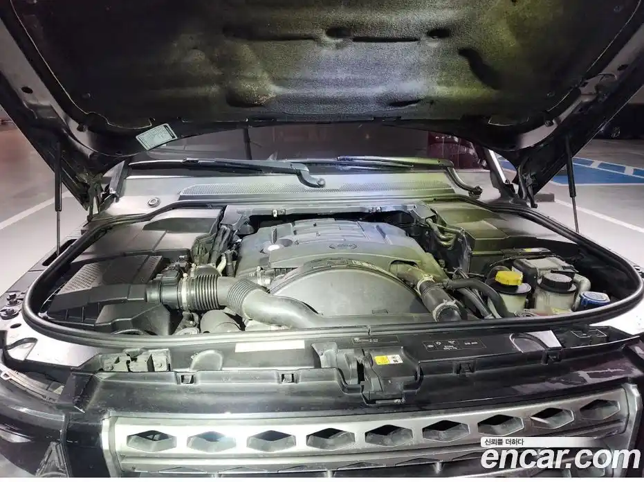 Land Rover Discovery 2015 3.0 гидро в Москве № 1692125, фото 9