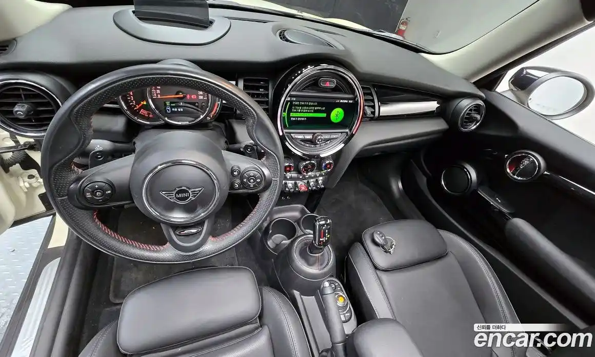 Mini Cooper 2020 2.0 гидро в Москве № 1692446, фото 7