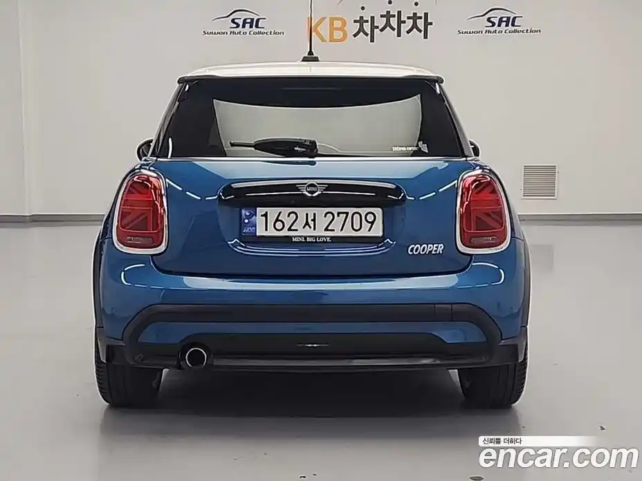 Mini Cooper 2023 1.5 гидро в Москве № 1692596, фото 3