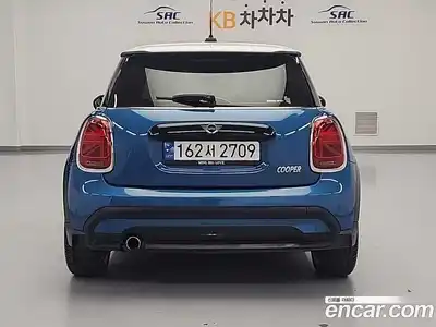 Mini Cooper 2023 1.5 гидро в Москве № 1692596, миниатюра 3