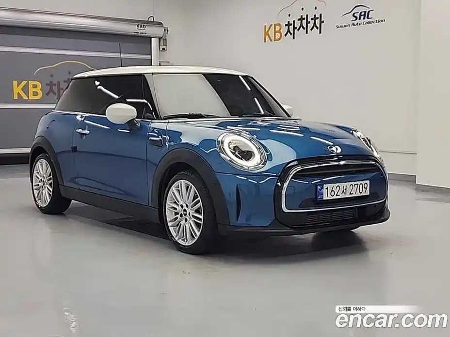 Mini Cooper 2023 1.5 гидро в Москве № 1692596, фото 4