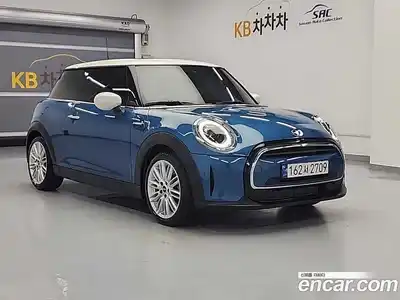 Mini Cooper 2023 1.5 гидро в Москве № 1692596, миниатюра 4