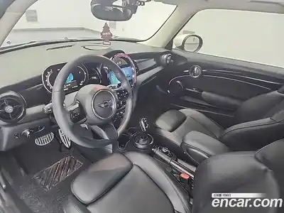 Mini Cooper 2023 1.5 гидро в Москве № 1692596, миниатюра 7