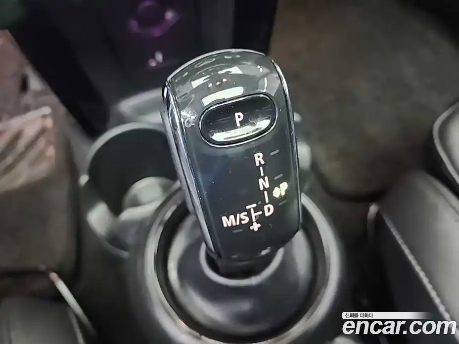 Mini Cooper 2023 1.5 гидро в Москве № 1692596, фото 8