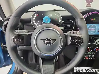 Mini Cooper 2023 1.5 гидро в Москве № 1692596, миниатюра 9