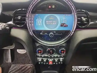 Mini Cooper 2023 1.5 гидро в Москве № 1692596, миниатюра 10