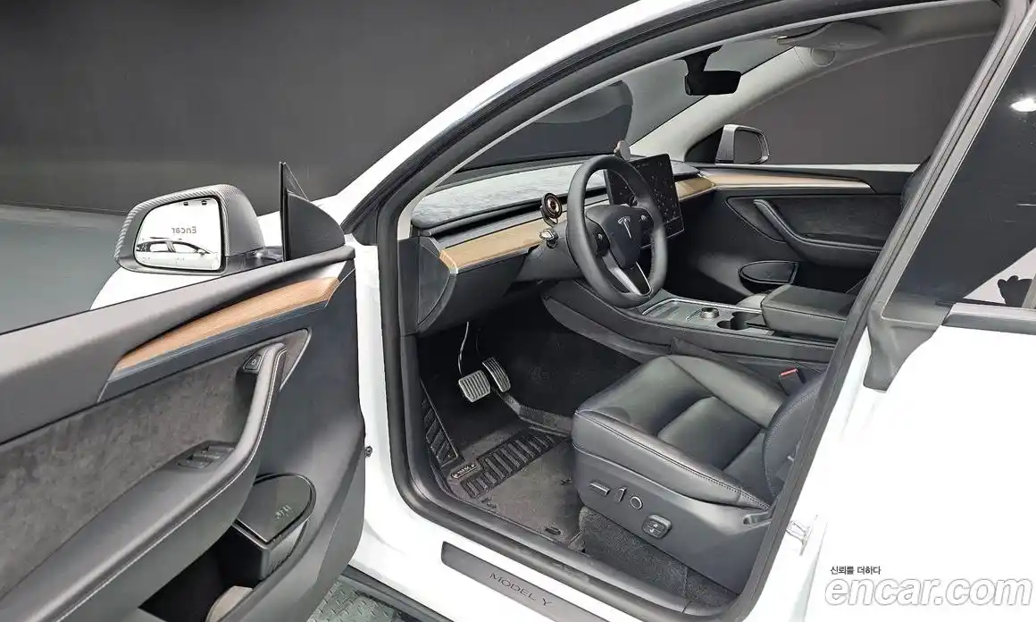 Tesla Model Y 2024 0.2 гидро в Москве № 1692698, фото 11