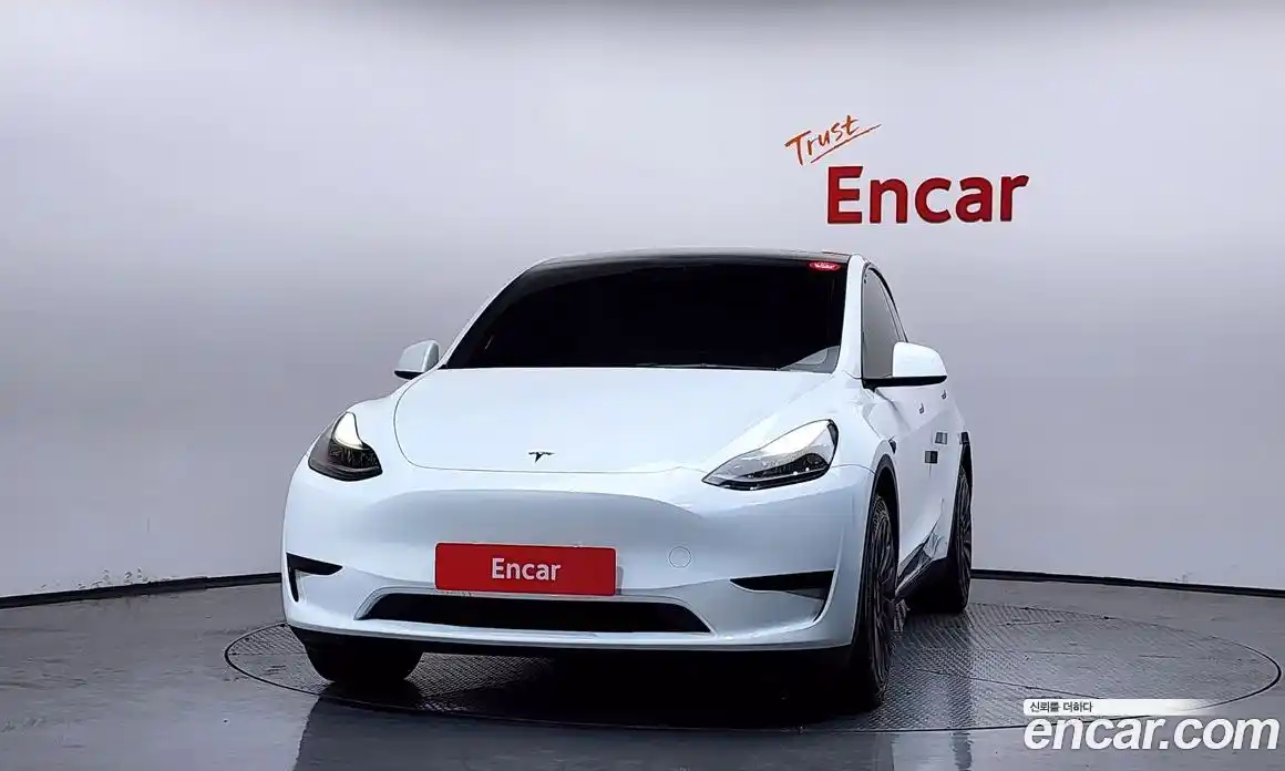 Tesla Model Y 2023 0.2 гидро в Москве № 1692749, фото 3