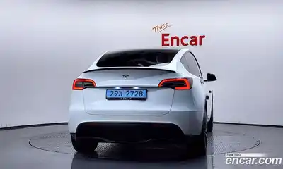 Tesla Model Y 2023 0.2 гидро в Москве № 1692749, миниатюра 4