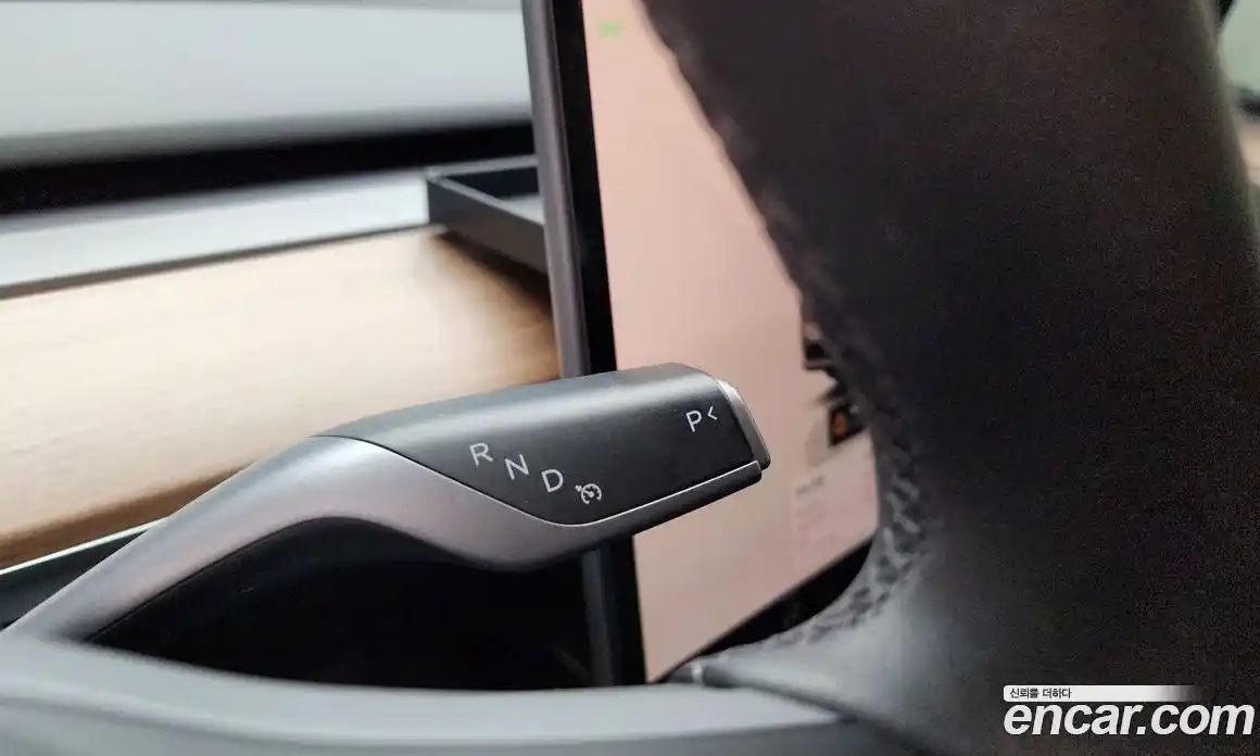 Tesla Model Y 2023 0.2 гидро в Москве № 1692749, фото 9