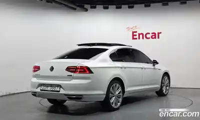 Volkswagen Passat 2018 2.0 гидро в Москве № 1693412, миниатюра 2