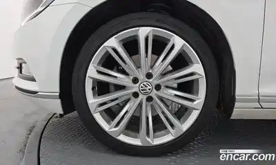 Volkswagen Passat 2018 2.0 гидро в Москве № 1693412, миниатюра 5