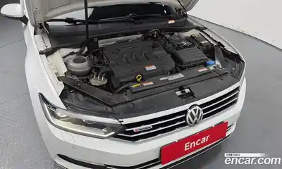 Volkswagen Passat 2018 2.0 гидро в Москве № 1693412, миниатюра 6