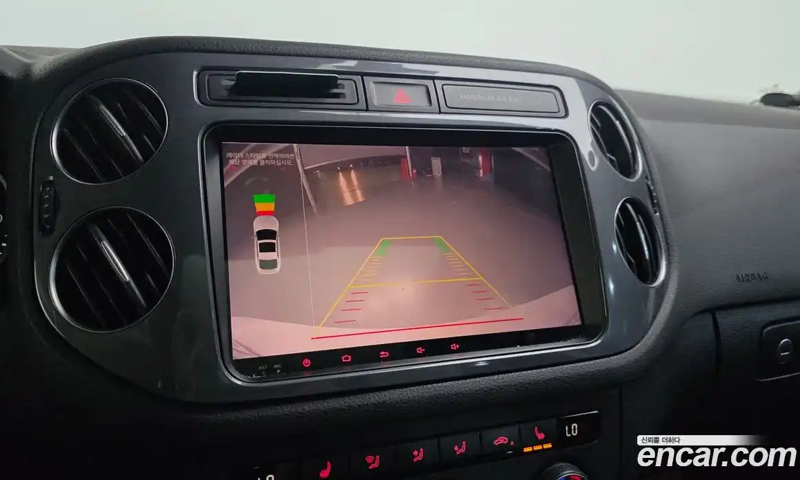 Volkswagen Tiguan 2016 2.0 гидро в Москве № 1693413, фото 14