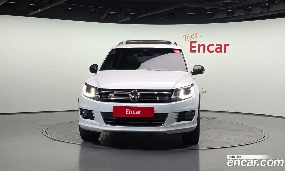 Volkswagen Tiguan 2016 2.0 гидро в Москве № 1693413, фото 3