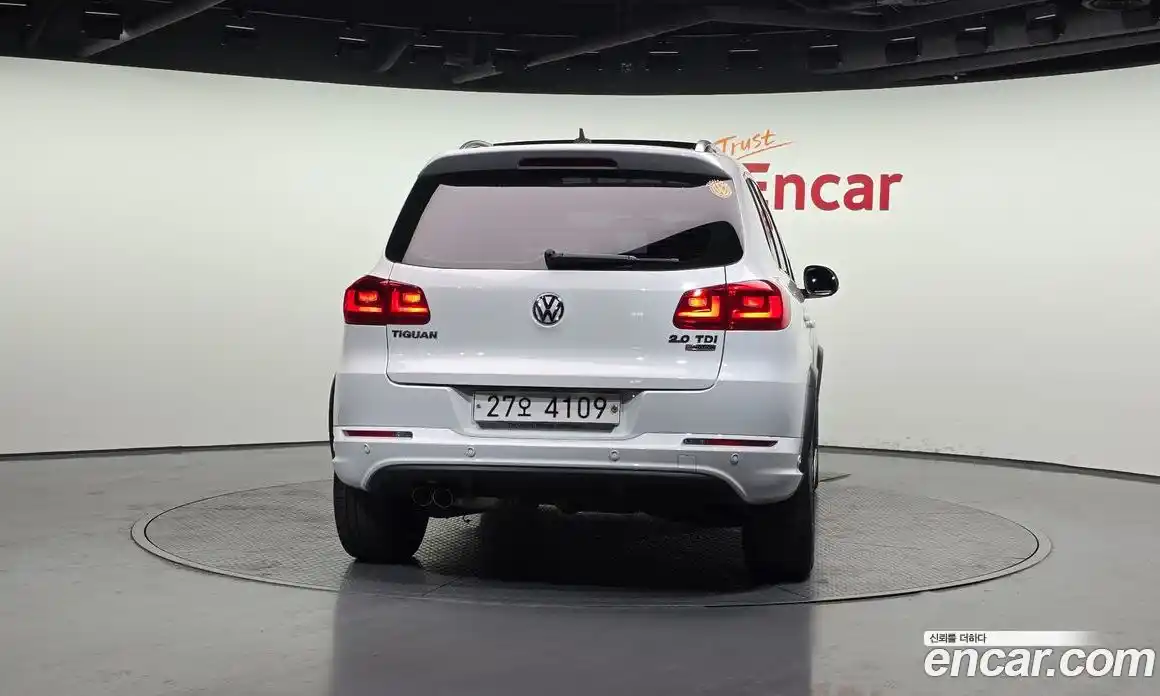Volkswagen Tiguan 2016 2.0 гидро в Москве № 1693413, фото 4