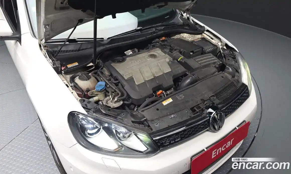 Volkswagen Golf 2010 2.0 гидро в Москве № 1693500, фото 6