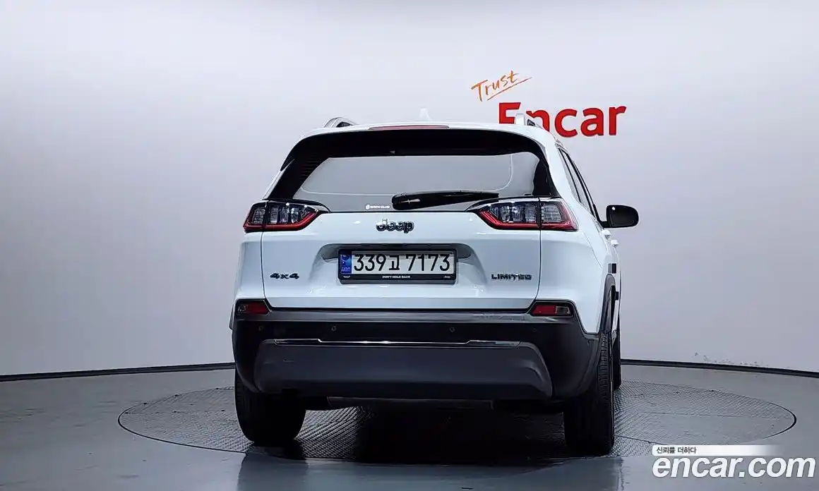 Jeep Cherokee 2021 2.4 гидро в Москве № 1693668, фото 4