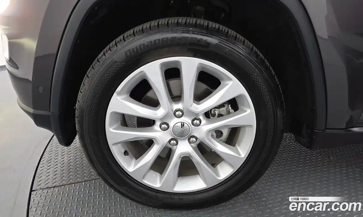 Jeep Cherokee 2017 3.6 гидро в Москве № 1693851, фото 5