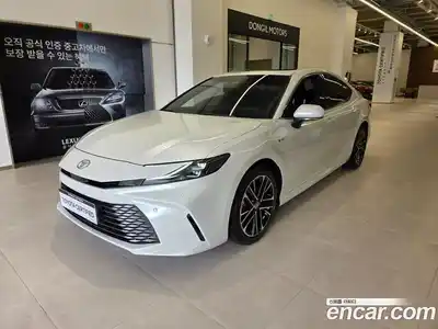 Toyota Camry, 2025