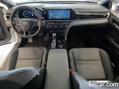 Toyota Camry 2025 2.5 вариатор в Москве № 1695931, миниатюра 7