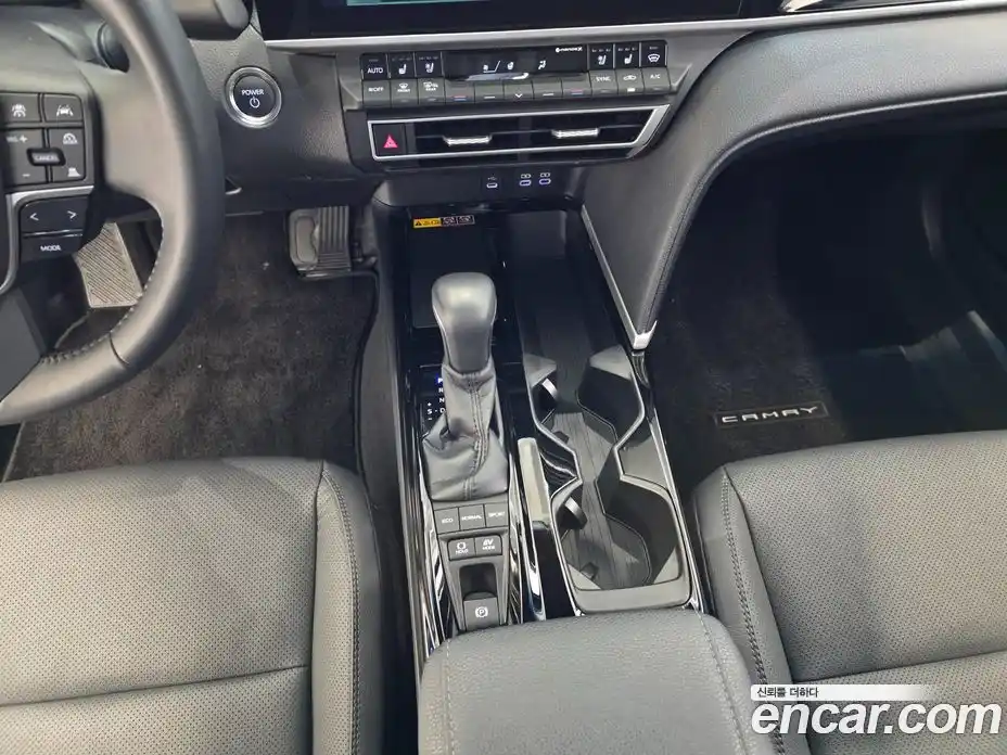 Toyota Camry 2025 2.5 вариатор в Москве № 1695931, фото 9