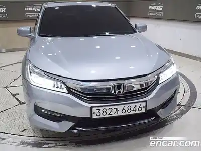 Honda Accord 2017 2.4 гидро в Москве № 1696405, миниатюра 3