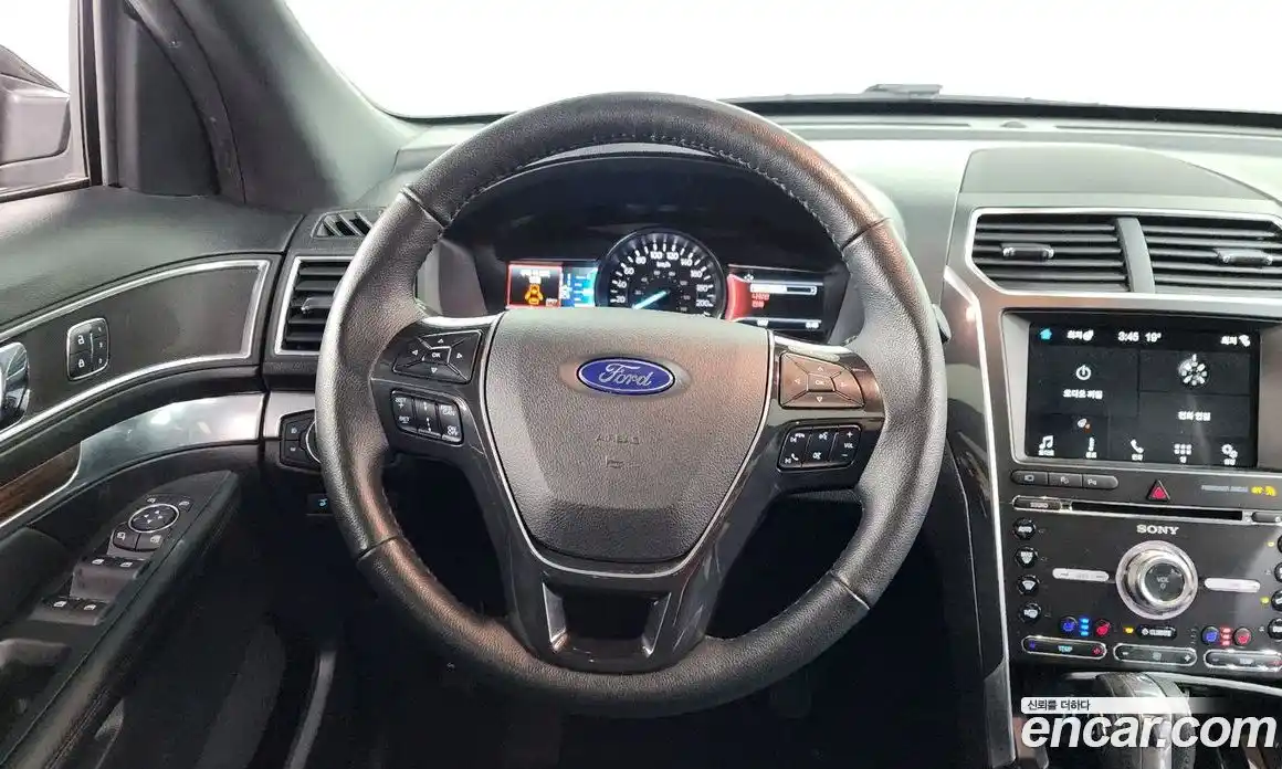 Ford Explorer 2018 2.3 гидро в Москве № 1697015, фото 12