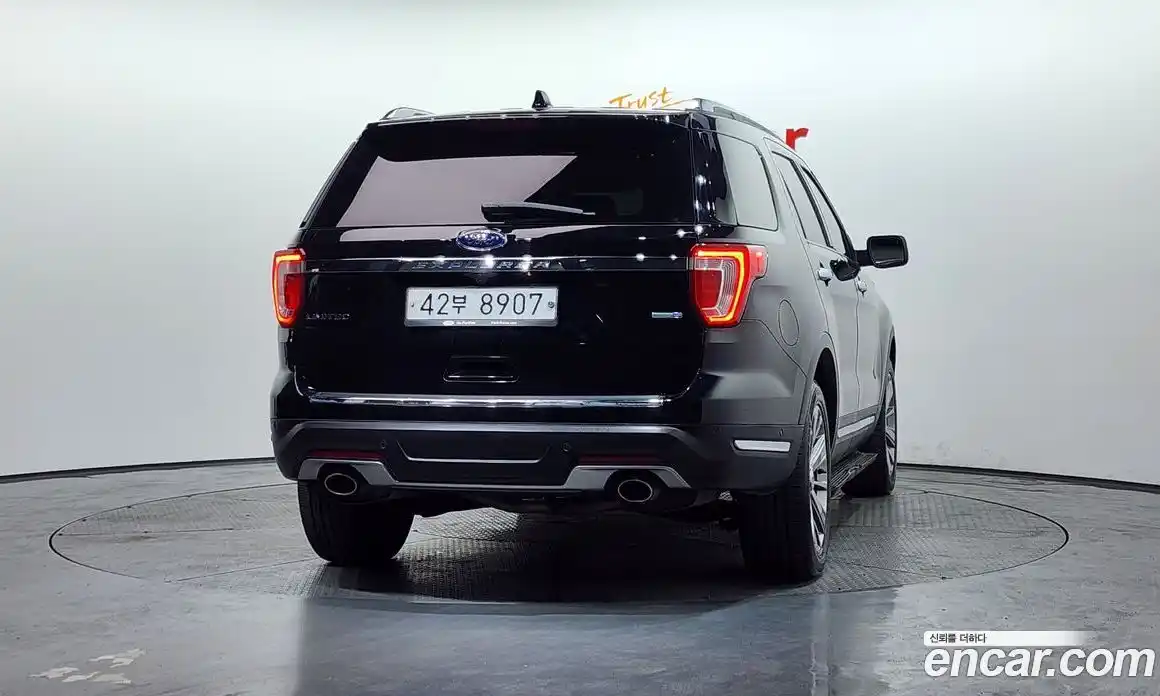 Ford Explorer 2018 2.3 гидро в Москве № 1697015, фото 4