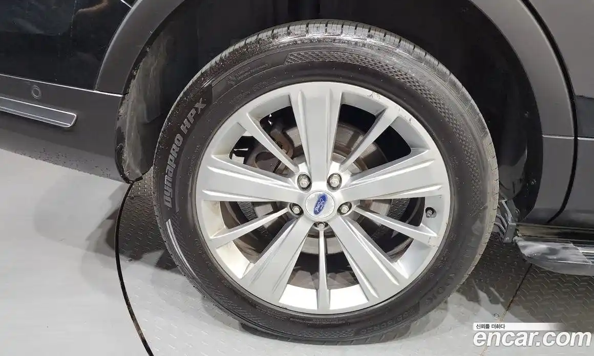 Ford Explorer 2018 2.3 гидро в Москве № 1697015, фото 5