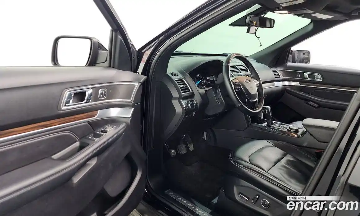 Ford Explorer 2018 2.3 гидро в Москве № 1697015, фото 10