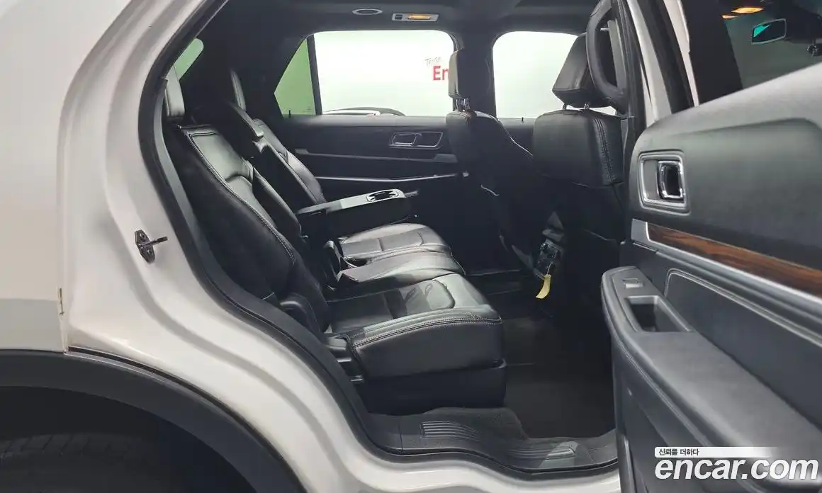 Ford Explorer 2016 3.5 гидро в Москве № 1697637, фото 12