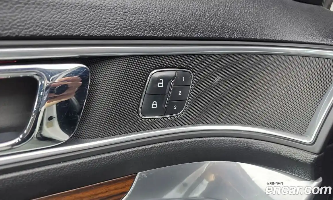 Ford Explorer 2016 3.5 гидро в Москве № 1697637, фото 18