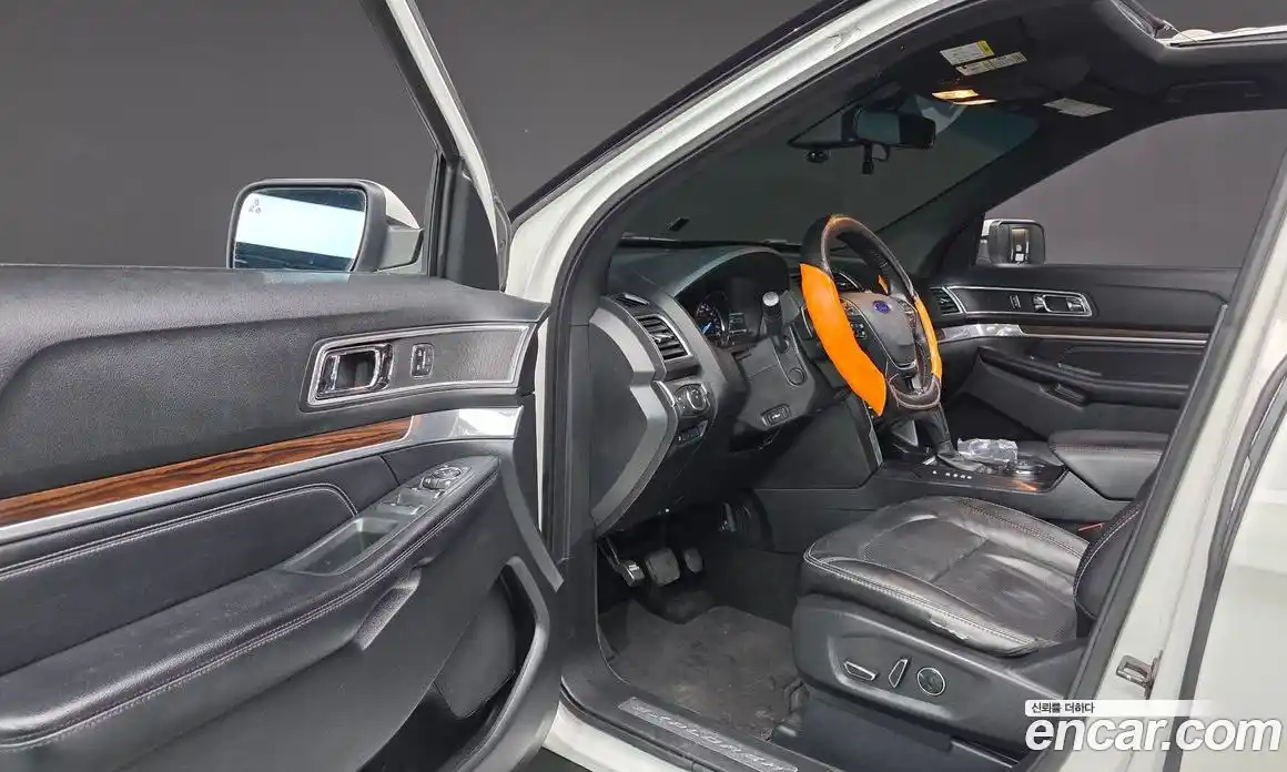 Ford Explorer 2016 3.5 гидро в Москве № 1697637, фото 10