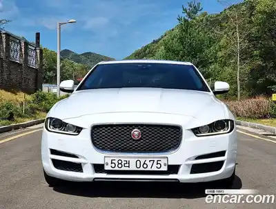 Jaguar XE 2015 2.0 гидро в Москве № 1698845, миниатюра 4